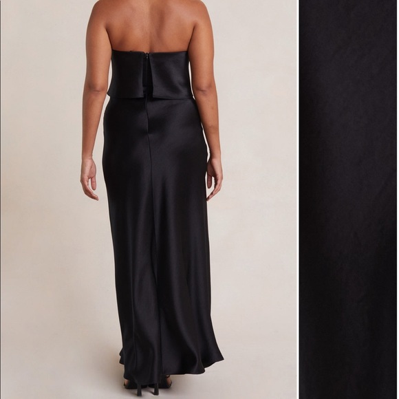 Worn once as seen in last photo. Perfect condition and perfect dress - Picture 3 of 4